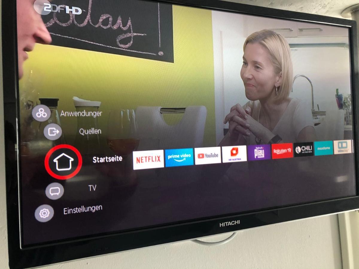 Modernes Zimmer Mit Kuechenzeile Und Bad Denkte 外观 照片